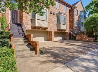 2805 Welborn St, Dallas, TX 75219