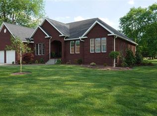 12 Henderson Ln, Williamstown, WV