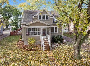 18230 Oakwood Ave, Lansing, IL 60438