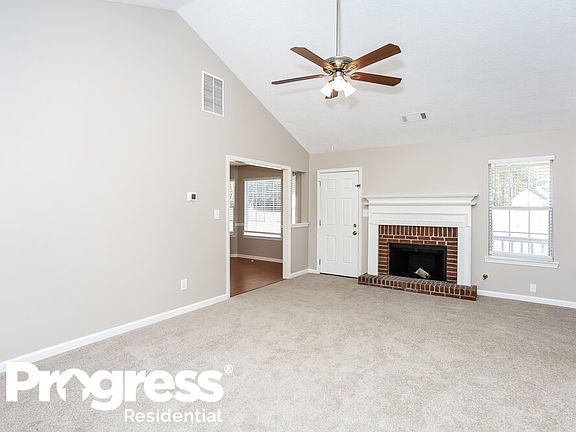 4th image of 1007 Ola Dale Dr
