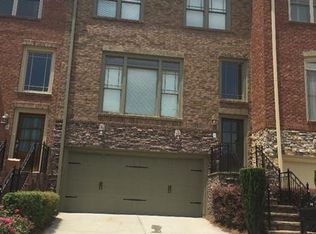 340 Mystic Ridge Ln, Sandy Springs, GA 30342