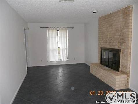 3rd image of 8831 Brigadoon St