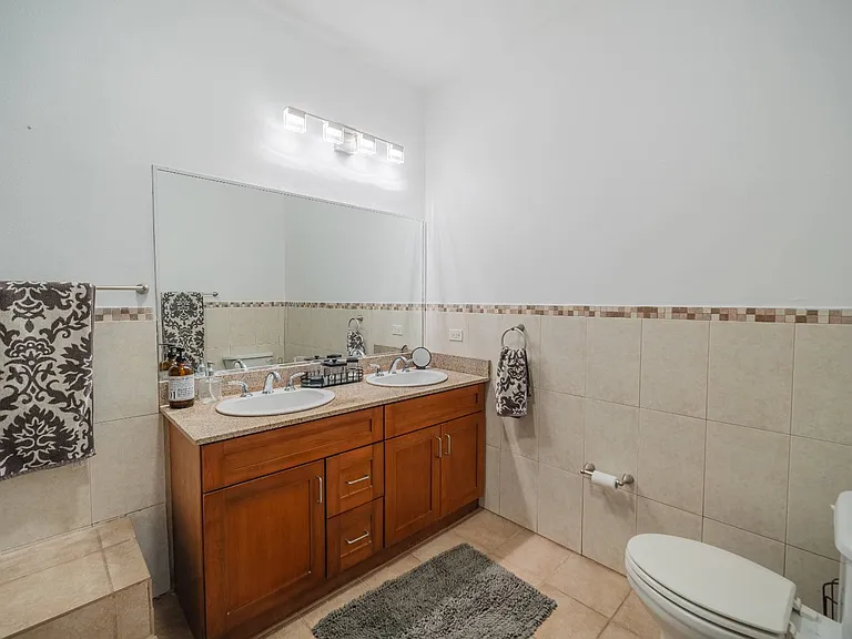 180 Palmas Dr #60-D — Photo 10
