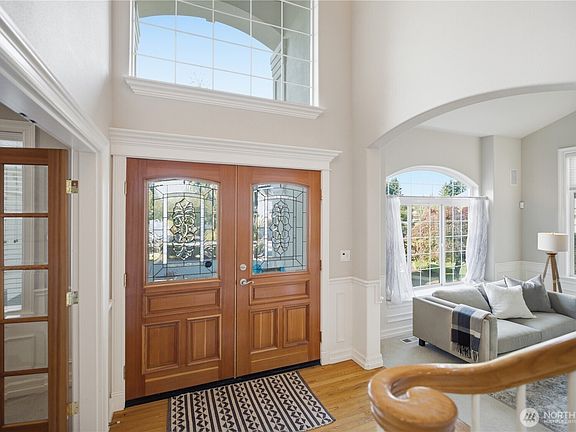 5th image of 617 SW 361st Street