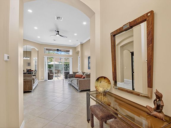5th image of 6664 Murano Way