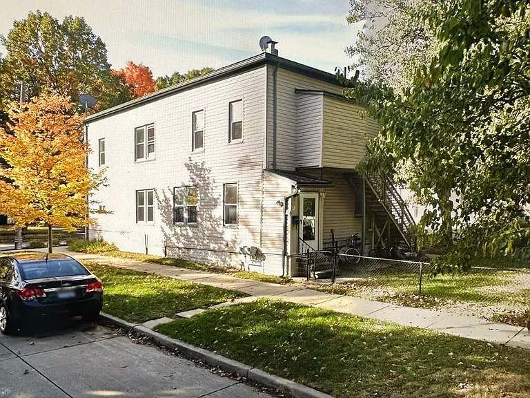 24425 Republic Ave — Photo 1