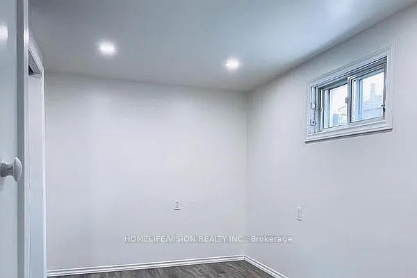 19 Danube Dr #BASEMENT — Photo 4