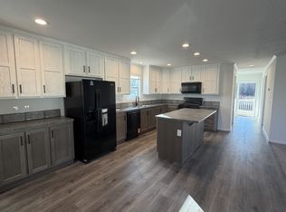 24278 Arrowhead Rd #278, Chelsea, MI 48118