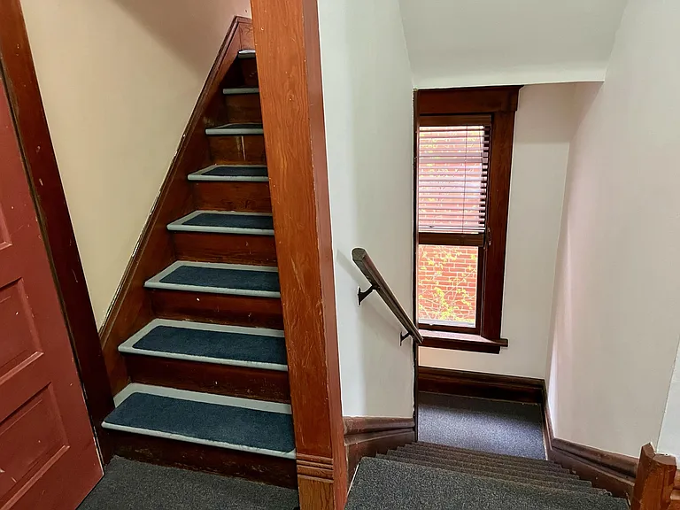 315 W Hubbard Ave — Photo 39