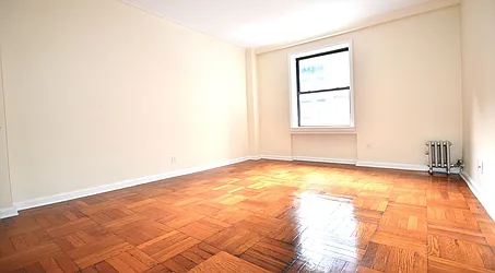 Rented by Manhattan Realty Group