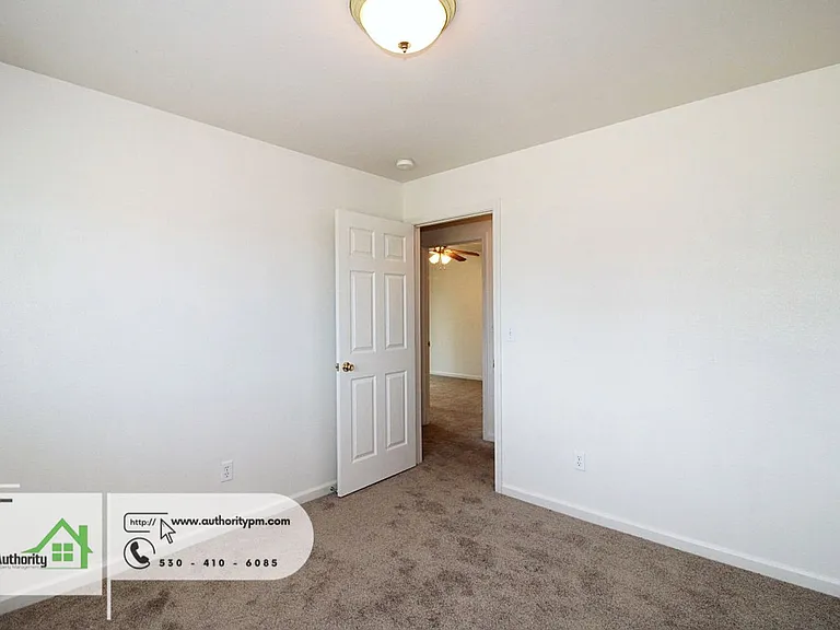22375 Rio Alto Dr #A — Photo 12