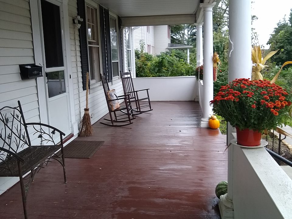 2nd image of 23 Ridgeview Ave
