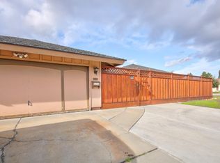 1212 Los Olivos Dr, Salinas, CA 93901