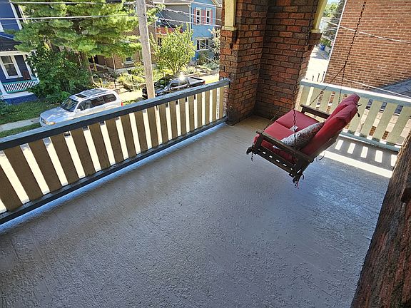 3rd image of 317 Hickory St #2