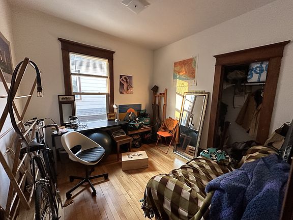 3rd image of 7 Barton Ave SE APT 2
