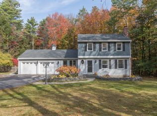 45 Mountain Rd, Falmouth, ME 04105