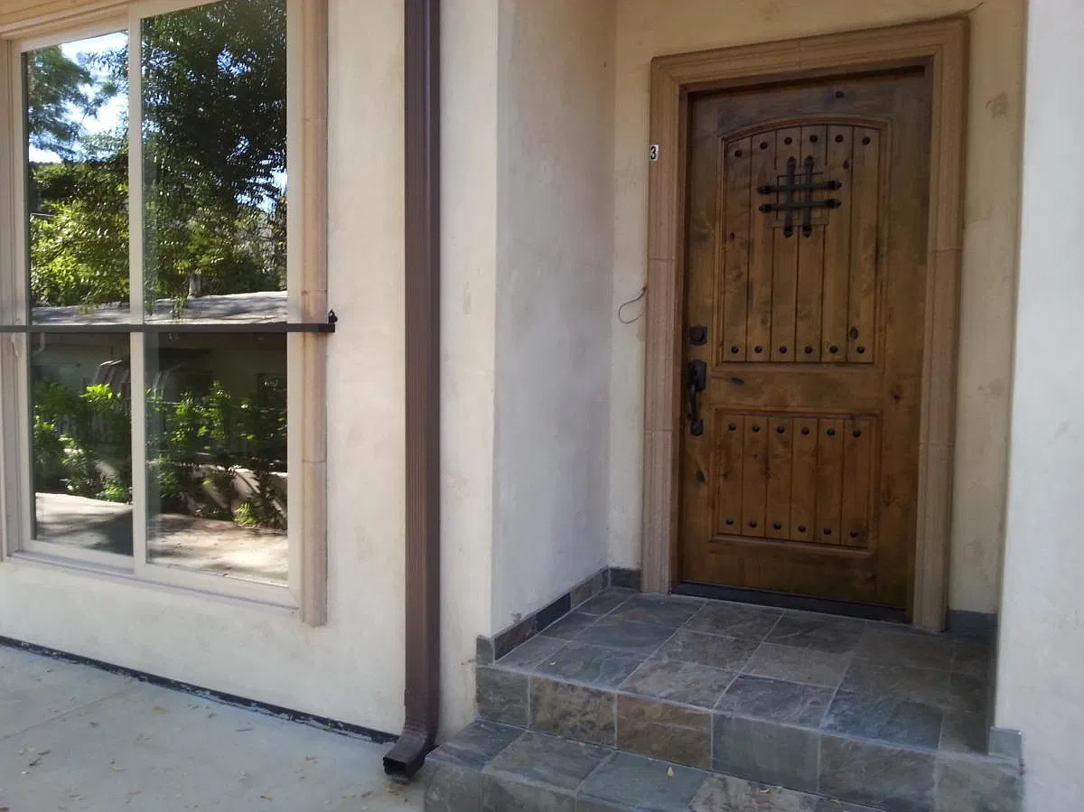 3 bed, 2.5 bath, 1882 sqft, $4,900 — Photo 2