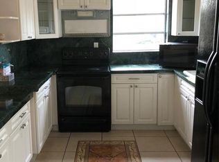 19702 NE 12th Pl, Miami, FL 33179