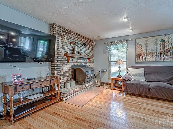 4th image of 2856 Long Pine Ct