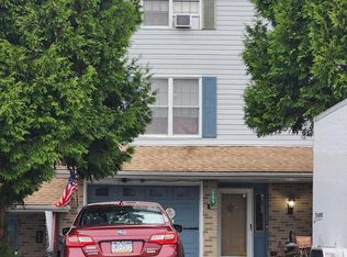 159 Victoria Arms Cir, Kunkletown, PA 18058