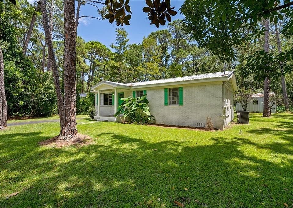 1st image of 1005 Maldonado Pl
