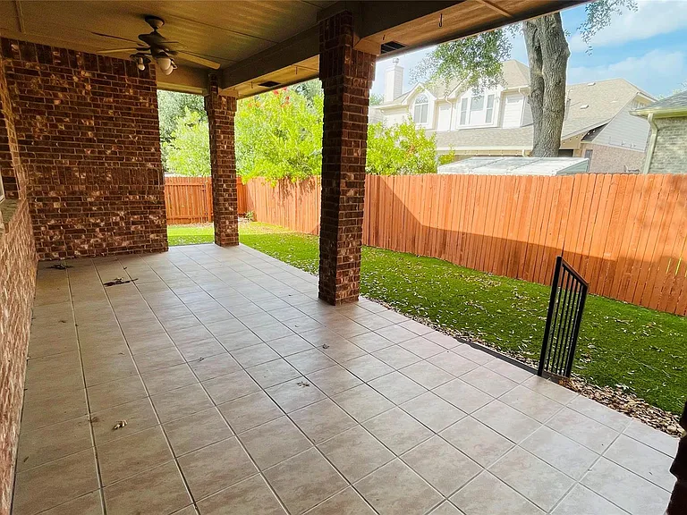16901 Ennis Trl — Photo 37