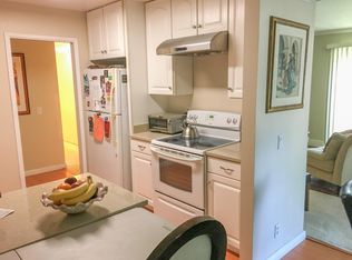 777 San Antonio Rd APT 100, Palo Alto, CA 94303