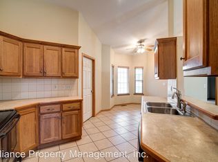 6126 Brookes Way, Manhattan, KS 66502