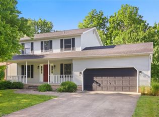 4694 Leone Rd NE, Louisville, OH 44641