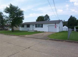 450 E Maple St, Davisville, WV 26142