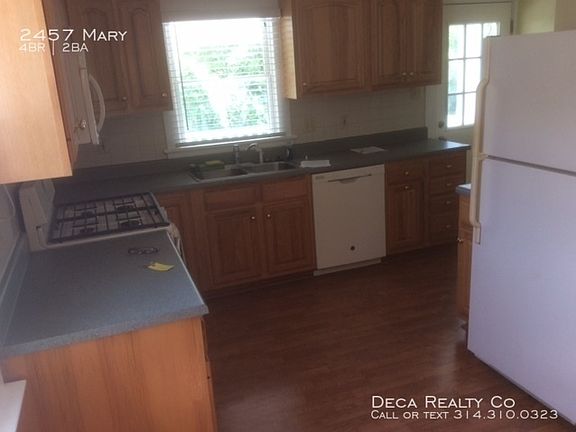 4th image of 2457 Mary Ave