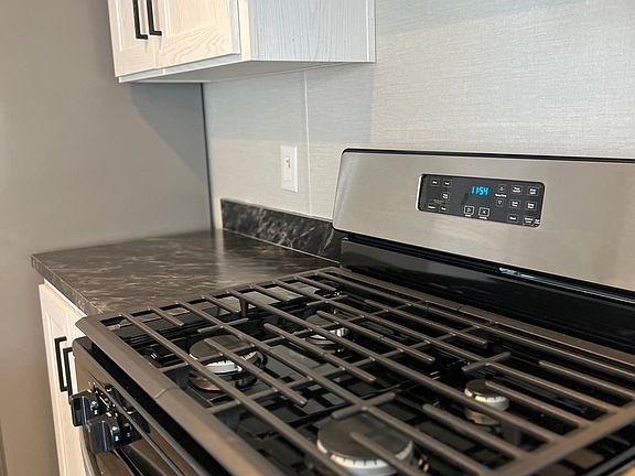 4th image of 5407 Aloha Ln #276