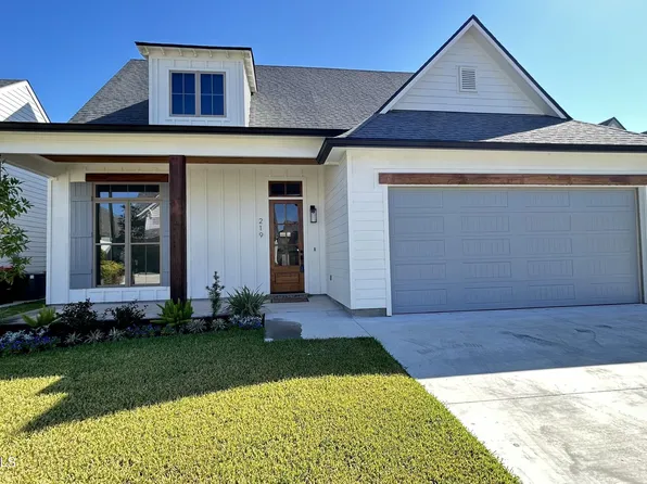 219 Harvest Creek Ln, Lafayette, LA 70508