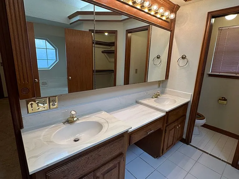 5524 Woodmont Dr — Photo 47
