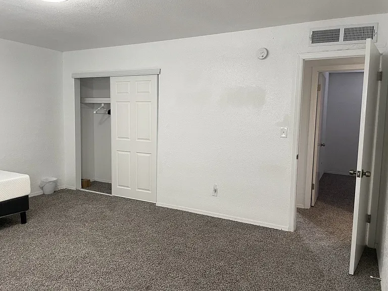 10604 Fieldrock Ct — Photo 55