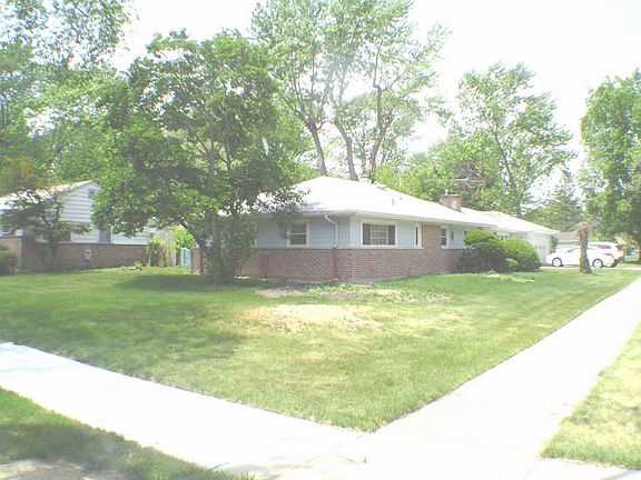 2nd image of 201 Blackhawk Dr