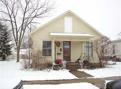 1st image of 827 Spruce Ave