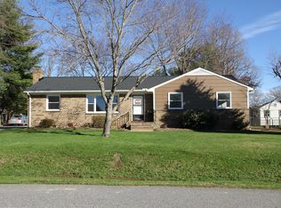 8510 Sutherland Rd, North Chesterfield, VA 23236