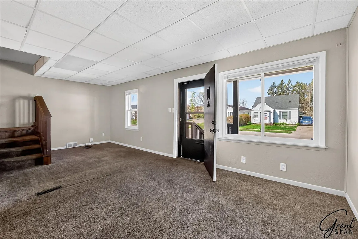 Building Photo - 24408 Lambrecht Ave #2