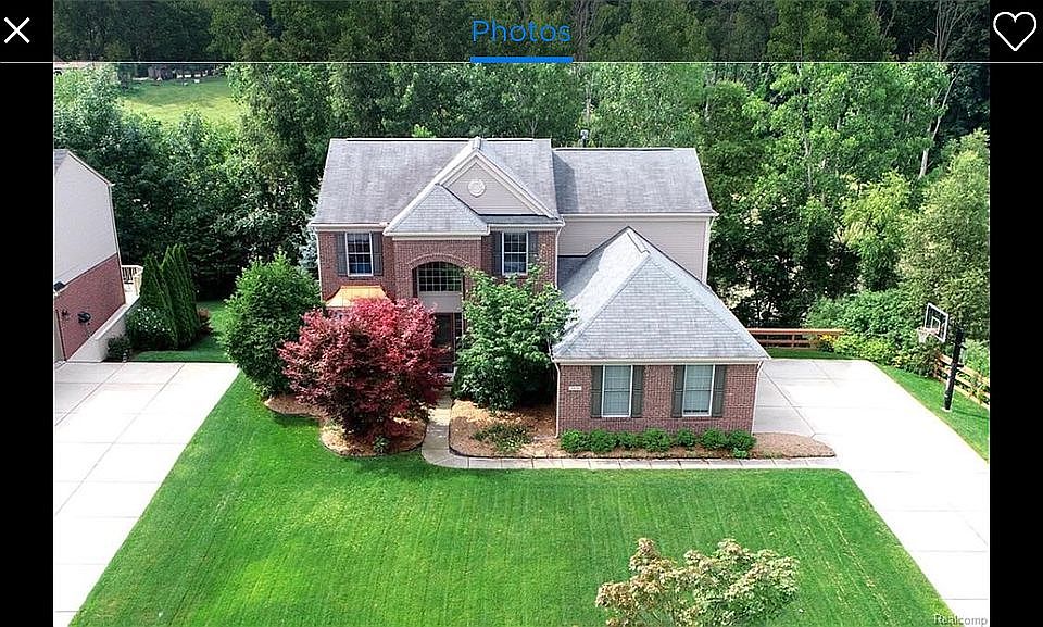 2nd image of 1876 Covington Woods Ln