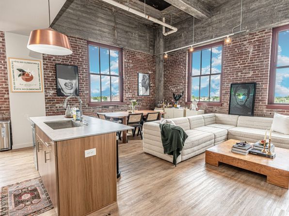 2650 Locust St Suite 607