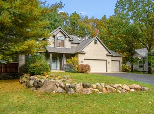 5260 Saddle Club Dr, Kalamazoo, MI 49009