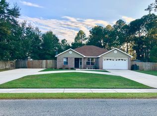 8405 Nevada St, Navarre, FL 32566