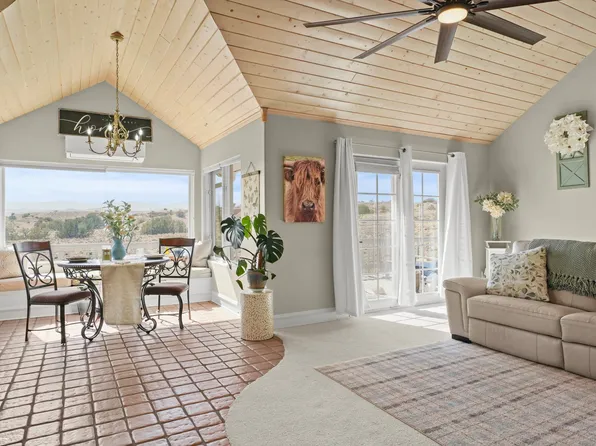 17 Vereda Romero, Santa Fe, NM 87506