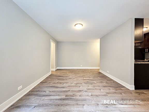 5th image of 530 W Surf St APT 505