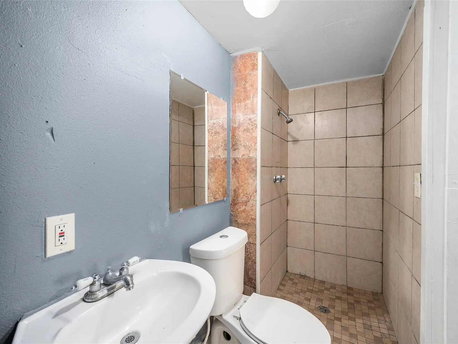 1 bed, 1.0 bath, 600 sqft, $750 — Photo 4