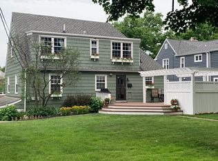 1063 Broadview Ave, Grandview, OH 43212