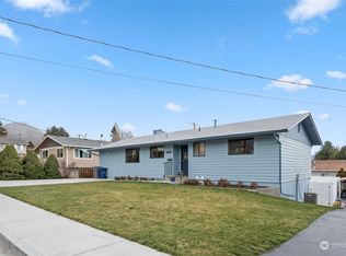 1230 Leanne Pl, Wenatchee, WA 98801