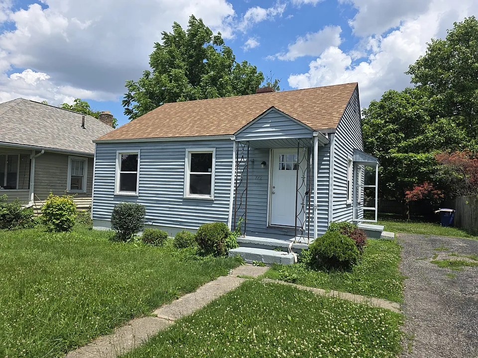 772 S Ogden Ave