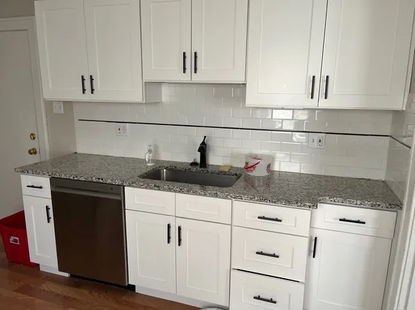 6320 Berthold Ave Floor 2, Saint Louis, MO 63139